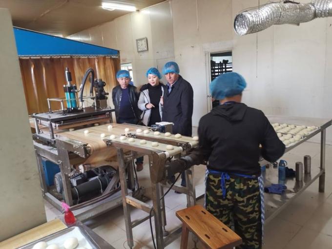 Βιομηχανία τροφίμων 900pcs/h 150mm εμπορική Tortilla καλαμποκιού μηχανή 11