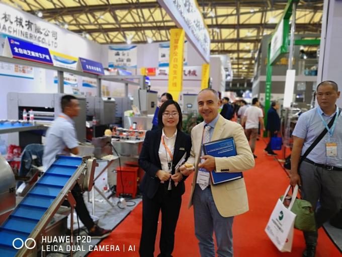 Μηχανή κατασκευής τορτιλιών χαμηλής ενέργειας υψηλής ταχύτητας 2000pcs / h 12